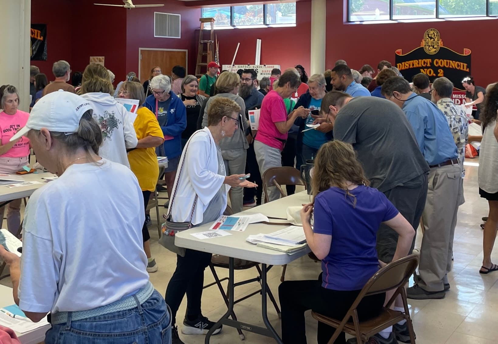 People Not Politicians signature gathering event